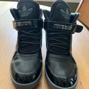 Vintage style Adidas high tops